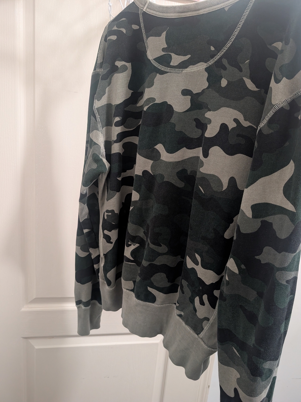 Champion Men's Long Sleeve Camo Crewneck Sweatshirt - Green/Gray